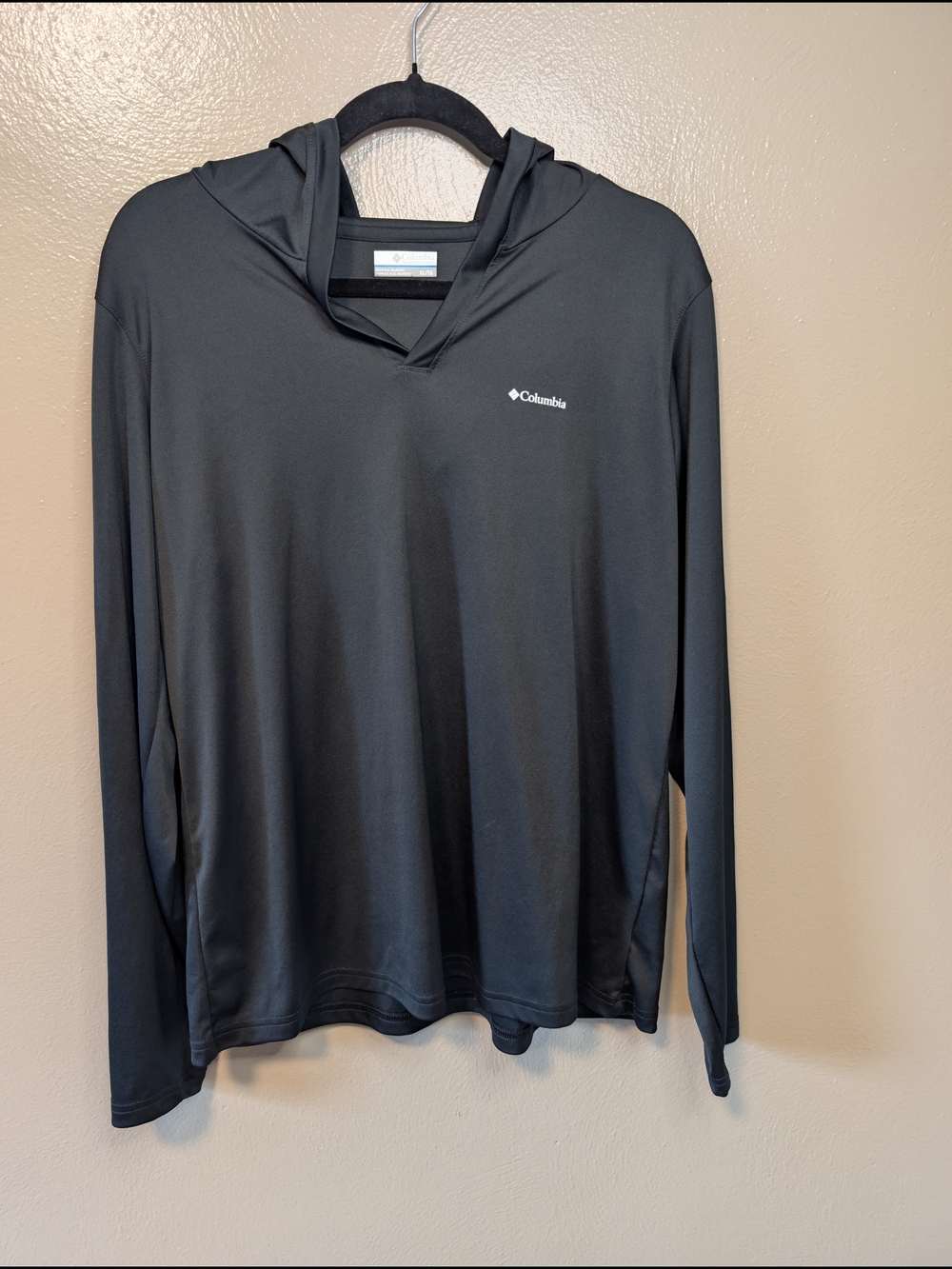 Columbia Black Hooded Long Sleeve Active Top Omni Shade Sun Shirt Women's Cut